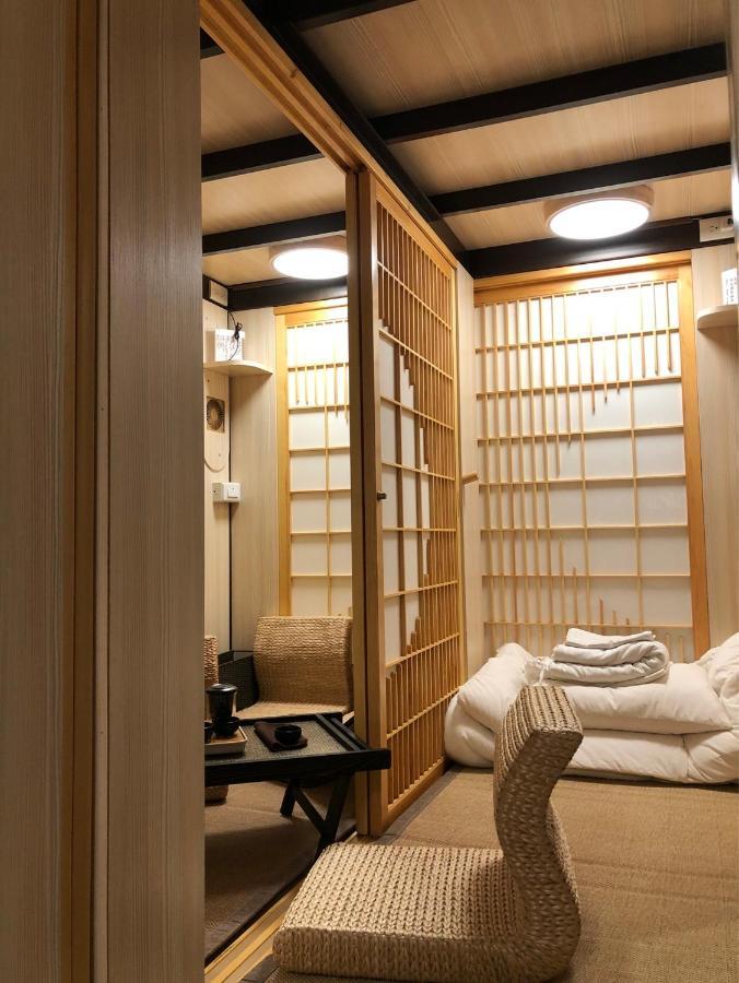 台甕茶室青年旅館 Tai-Wong Tatami Room Hostel Тайнань Экстерьер фото
