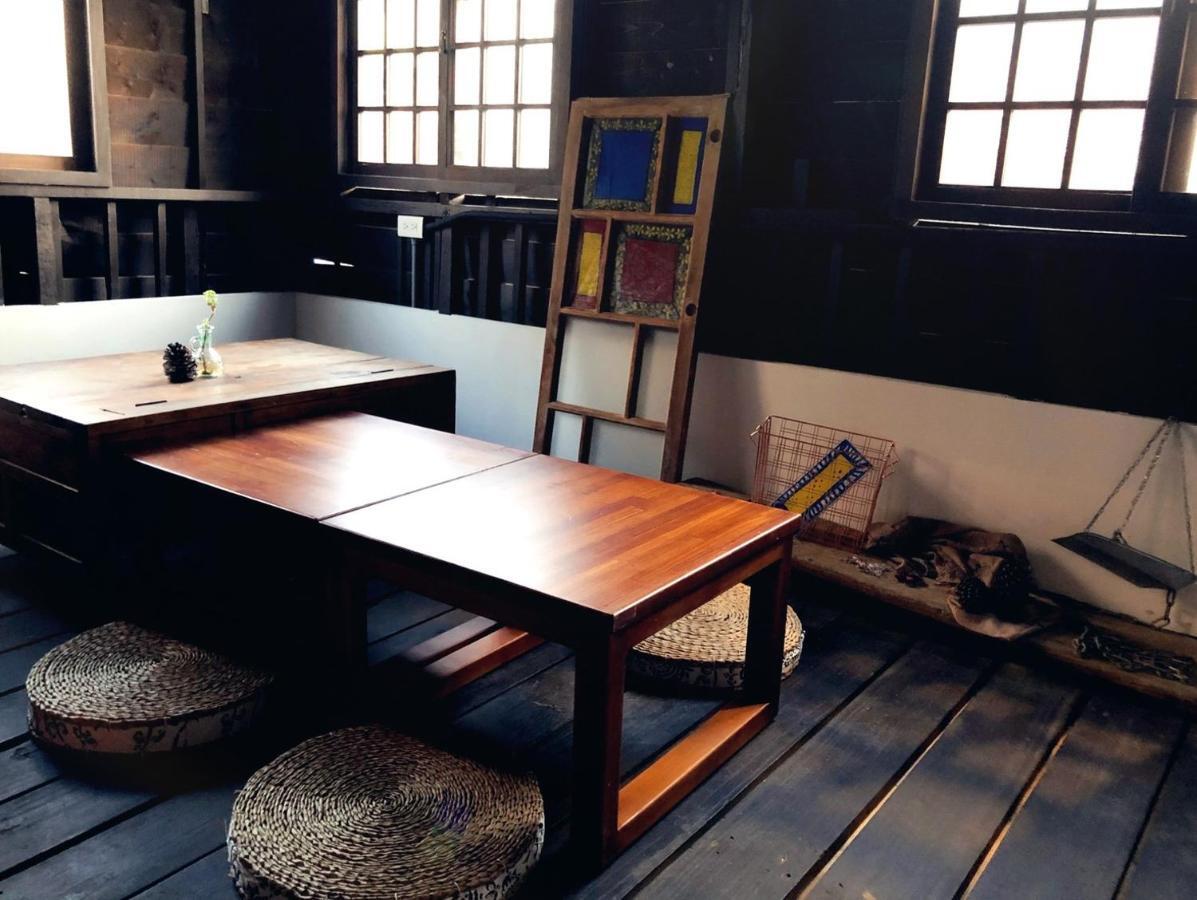 台甕茶室青年旅館 Tai-Wong Tatami Room Hostel Тайнань Экстерьер фото