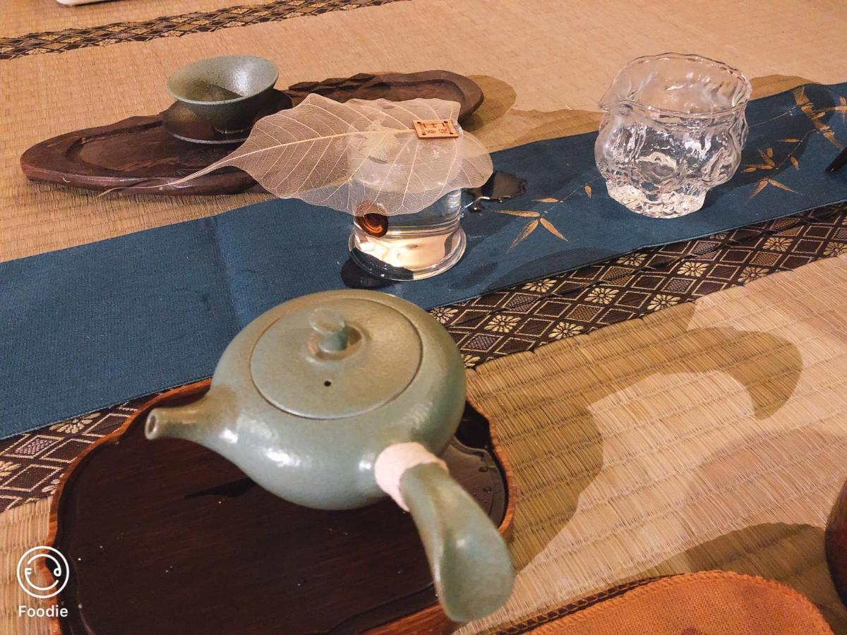 台甕茶室青年旅館 Tai-Wong Tatami Room Hostel Тайнань Экстерьер фото